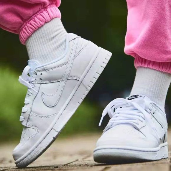 Sb Dunk Triple White